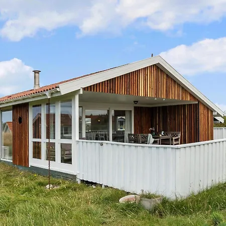 4 Bedroom Beautiful In