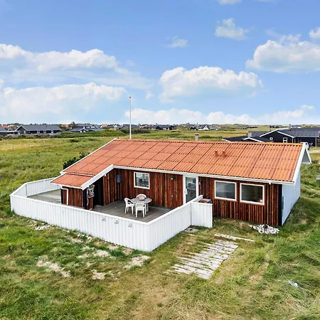 4 Bedroom Beautiful In Thisted