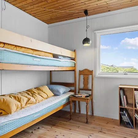 4 Bedroom Beautiful In *