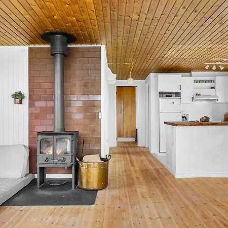 Semesterbostad 4 Bedroom Beautiful In *