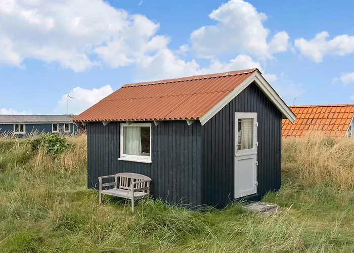 Semesterbostad 4 Bedroom Beautiful In *