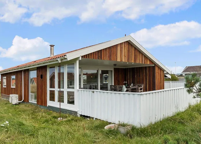 4 Bedroom Beautiful In
