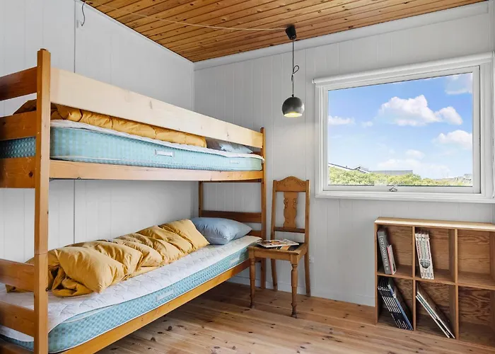 4 Bedroom Beautiful In *